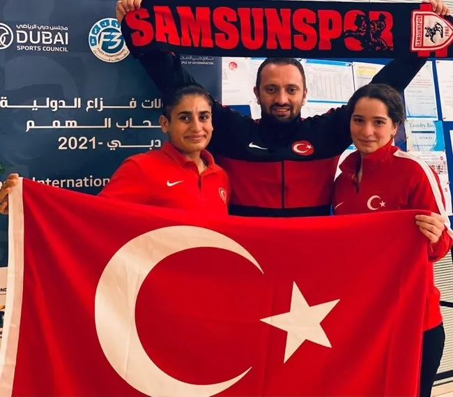 Eda Yıldırım gülle atmada Türkiye rekorunu kırdı