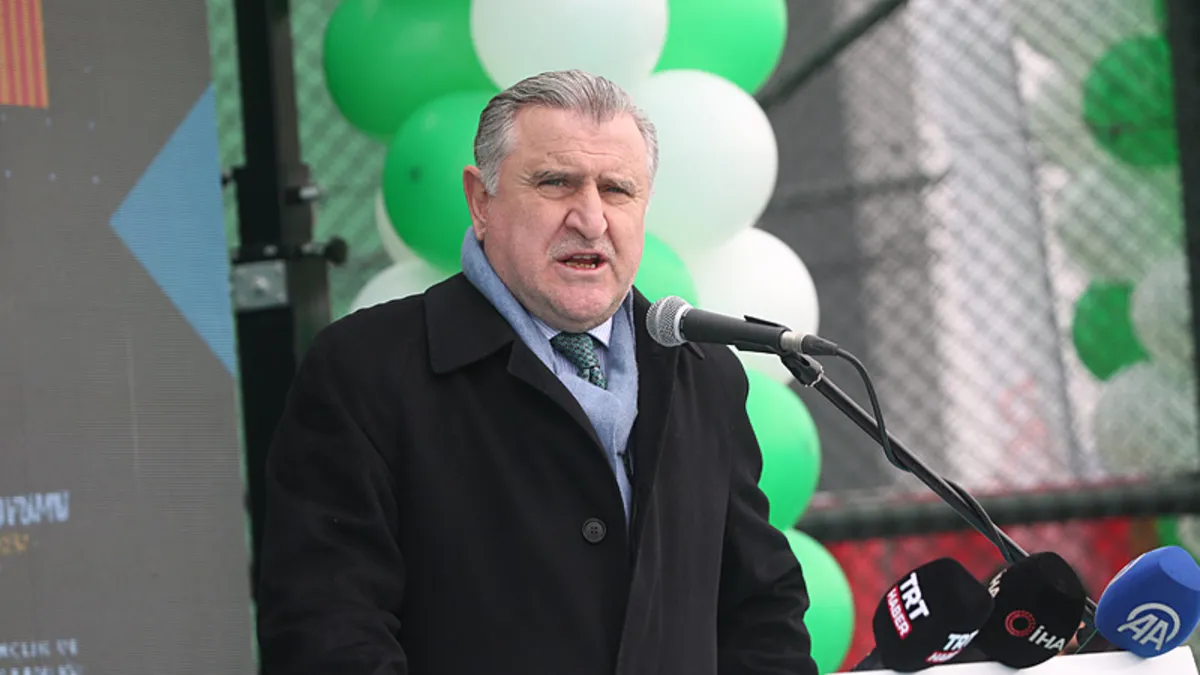 Bakan Bak’tan yasadışı bahis için açıklama! “Kime giderse gitsin devam edecek” Bakan Bak’tan yasadışı bahis için açıklama! “Kime giderse gitsin devam edecek”