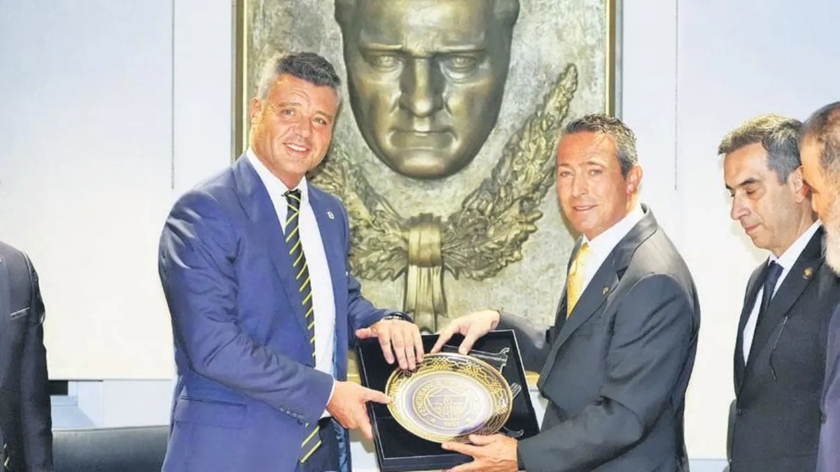 Fenerbahçe'de Rüzgar Değişti! Yeni Dönemin İlk Antrenmanında Flaş Görüntüler