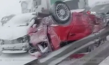 Kar fırtınası hayatı felç etti: 22 araç birbirine girdi! Ölü ve yaralılar var...