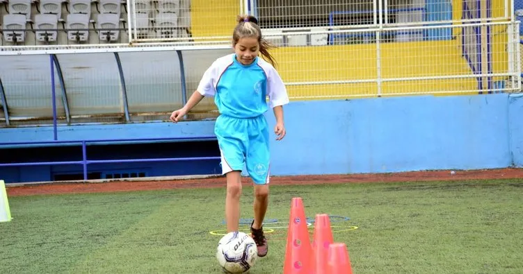 10 yaşındaki kız, Barselona Barca Akademi’ye kabul edildi