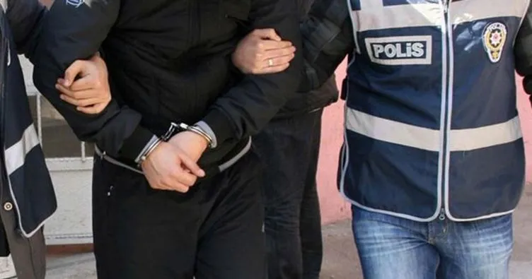 Gaziantep’te gümrük kaçağı 53 cep telefonu ele geçirildi