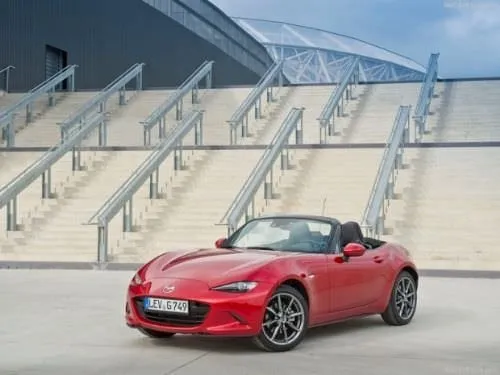 Mazda MX-5 2016 konsepti