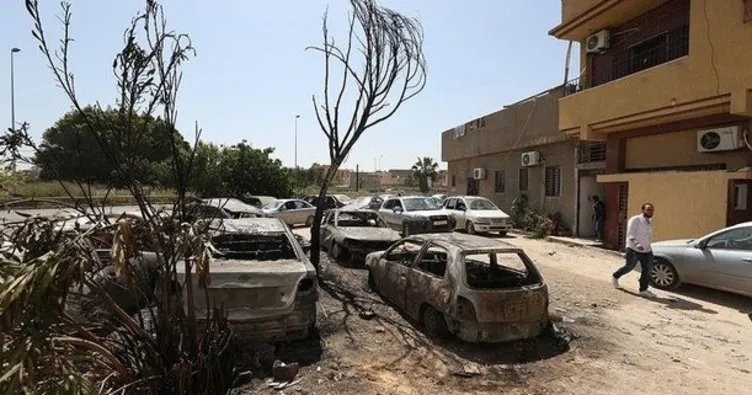 Son dakika: Libya’da darbeci Halife Hafter milisleri tarafından başkent Trablus’a düzenlenen roketli saldırıda bir kişi hayatını kaybetti