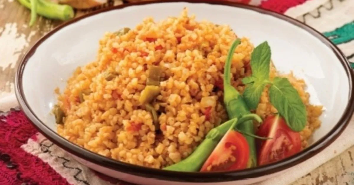 Sebzeli Domatesli Ve Sade Bulgur Pilavi Tarifi Nasil Yapilir Bulgur Pilavi Tarifi Yapilisi Pilav Tarifleri Haberleri