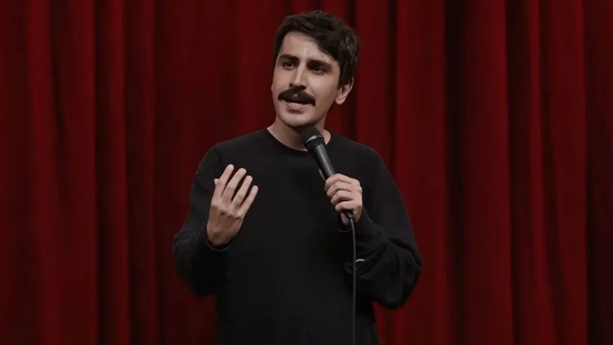 SON DAKİKA… Gösterisinde Kur’an-ı Kerim ile dalga geçmişti! Sözde komedyen Deniz Göktaş’tan pişkin savunma SON DAKİKA… Gösterisinde Kur’an-ı Kerim ile dalga geçmişti! Sözde komedyen Deniz Göktaş’tan pişkin savunma