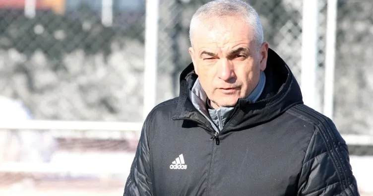 Sivasspor teknik direktörü Rıza Çalımbay’dan şampiyonluk yorumu