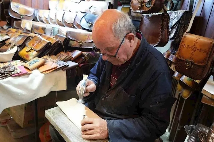 5 metrekarelik alanda 2.500 TL’lik üretim yapıyor! Türkiye’de sadece birkaç kişi yapabiliyor...