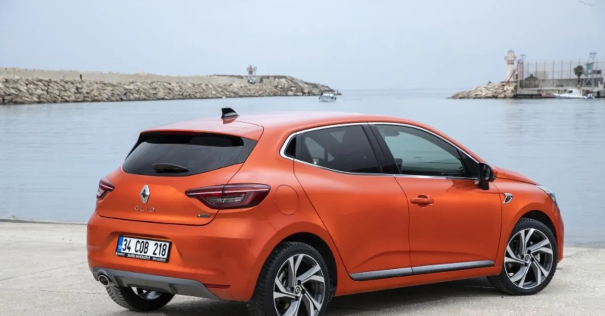 yeni renault clio tanitildi yeni
