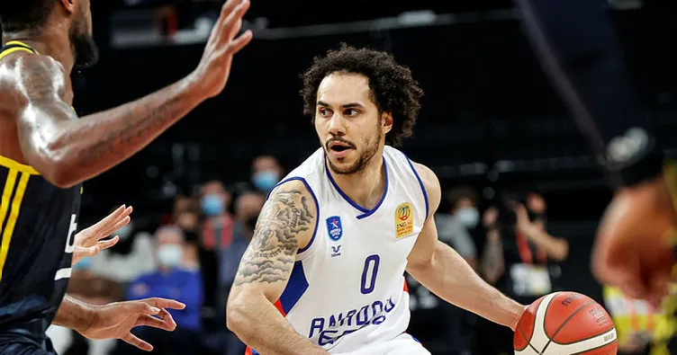 Derbide Anadolu Efes’ten Fenerbahçe Beko’ya 20 sayı fark!
