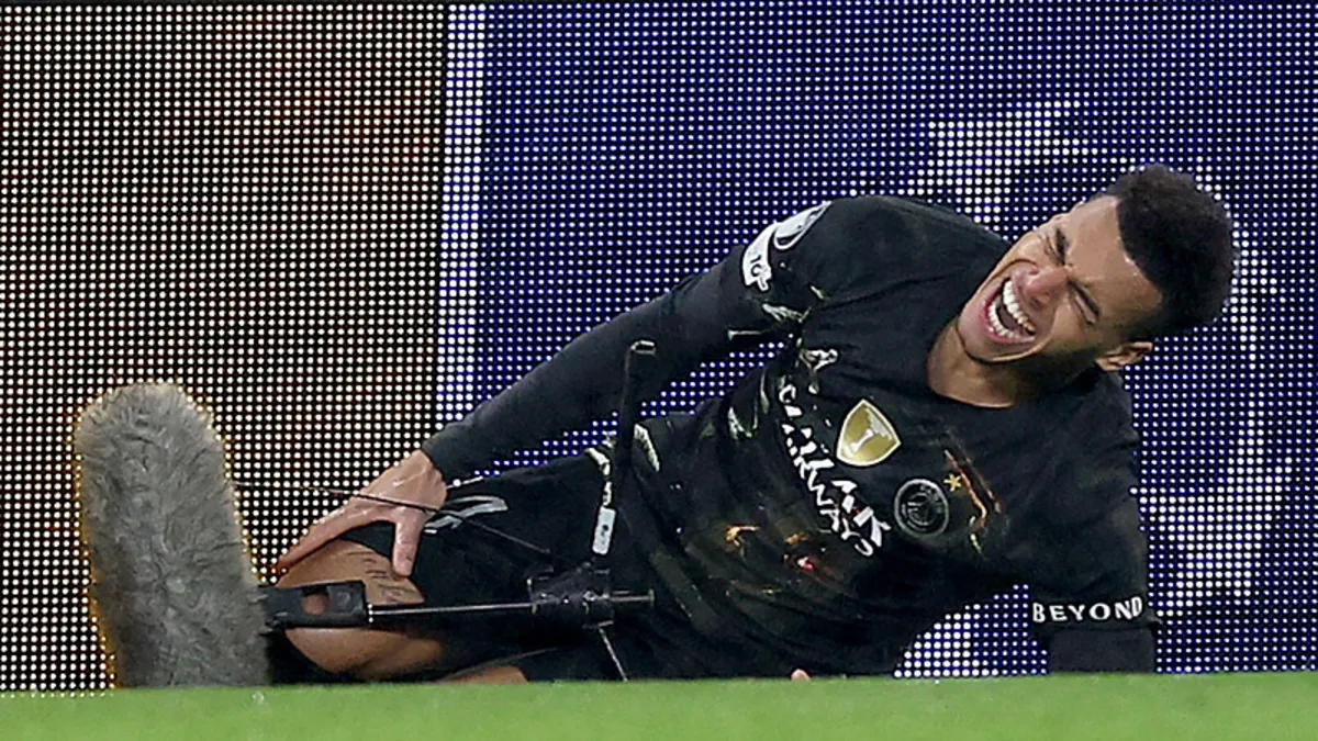 Liverpool’da bir skandal daha! Noa Lang benzeri sakatlık krizi… – Galeri Liverpool’da bir skandal daha! Noa Lang benzeri sakatlık krizi… – Galeri