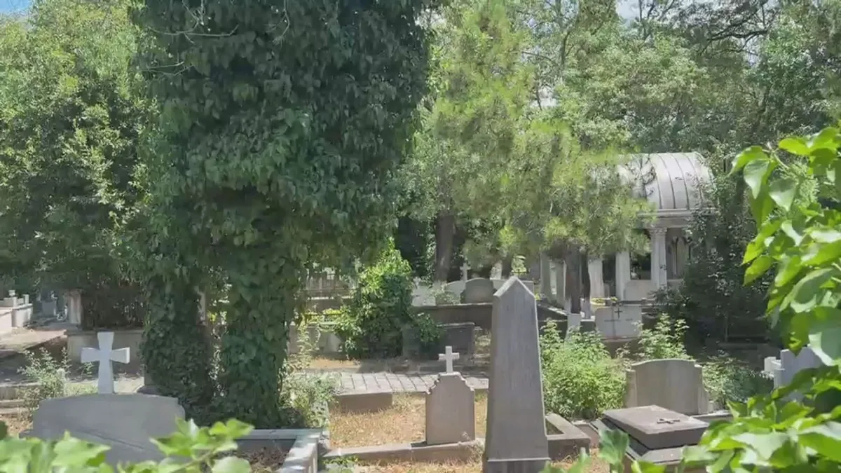 Üsküdar'daki Ermeni Mezarlığı'ndan genel bir görüntü.