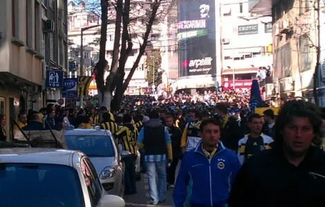 Fenerbahçe taraftarı maçı bekliyor