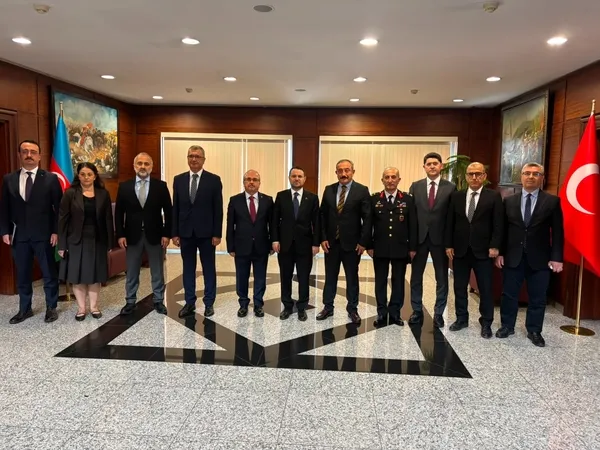 bakan-gurlek-bakude-yogun-diplomasi-trafigi-1782907550050.jpg