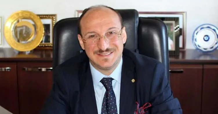 Sahte profesör gözaltına alındı