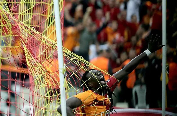 Galatasaray - Trabzonspor maçından kareler!