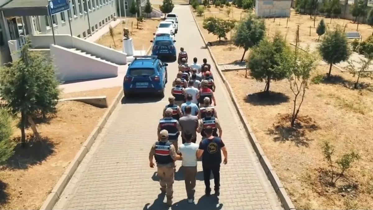 “Federasyon” adı altında dolandırıcılık yapan 16 kişi tutuklandı