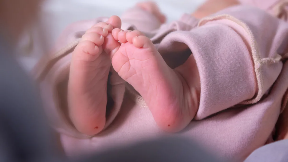 Bebeğinizin sağlığını tehlikeye atıyor olabilirsiniz! Uzmanından net uyarı: Bilimsel dayanağı olmayan söylemlere kulak vermeyin! Bebeğinizin sağlığını tehlikeye atıyor olabilirsiniz! Uzmanından net uyarı: Bilimsel dayanağı olmayan söylemlere kulak vermeyin!
