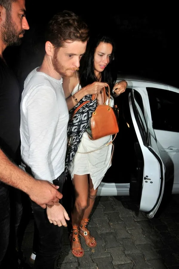 Metin Hara ile Adriana Lima ayrıldı mı?
