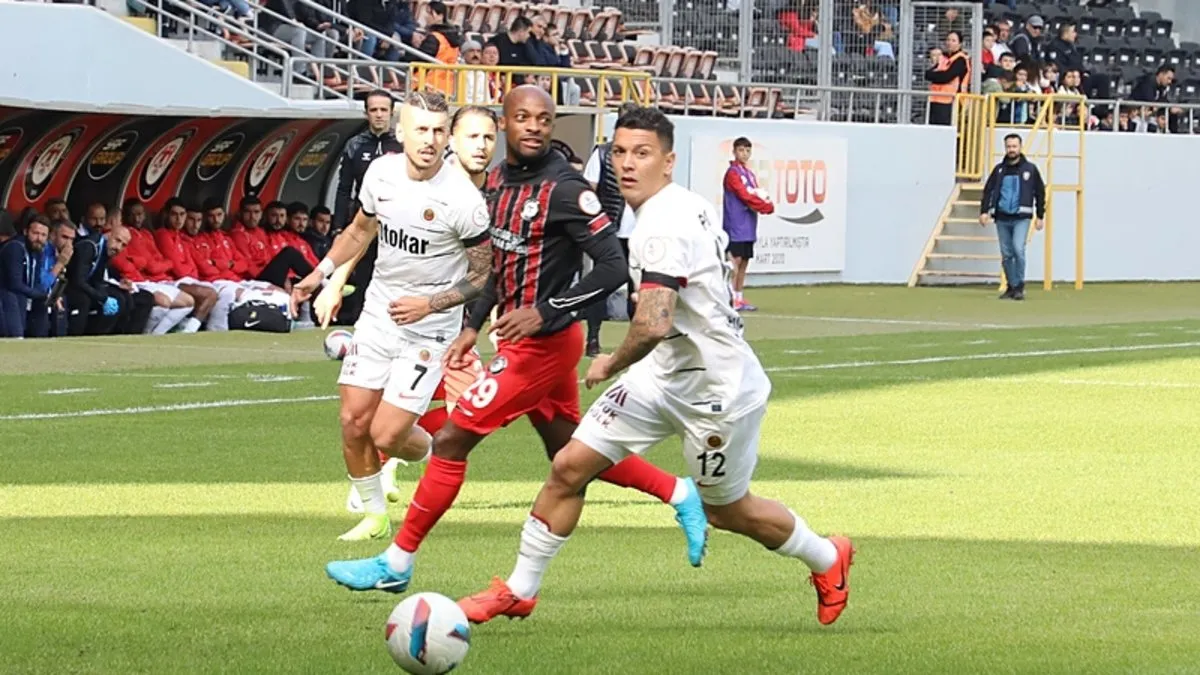 Çorum FK, Gençlerbirliği’ni tek golle yıktı Çorum FK, Gençlerbirliği’ni tek golle yıktı