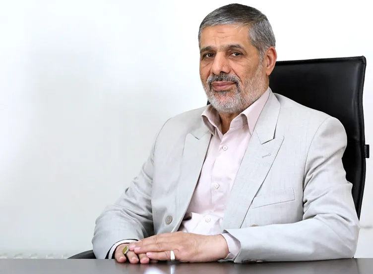 İran’ın lider kadrosunun akıbeti belli oldu: İşte ölenler ve hayatta kalanlar listesi! Tahran’da hükümet nasıl işliyor?