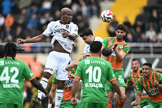 son-dakika-trabzonspora-alanyaspor-celmesi-firtina-6-mac-sonra-puan-kaybetti-1775924097545.jpeg