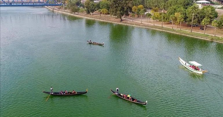 Seyhan Nehri’ne düşen kadın kurtarıldı