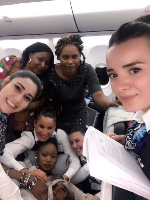 Fransız vatandaşı kadın, THY uçağında doğum yaptı