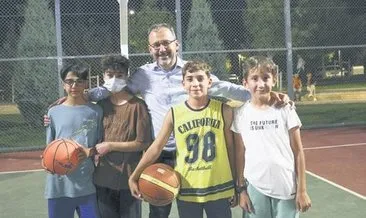 Kasapoğlu gençlerle basketbol oynadı #corum