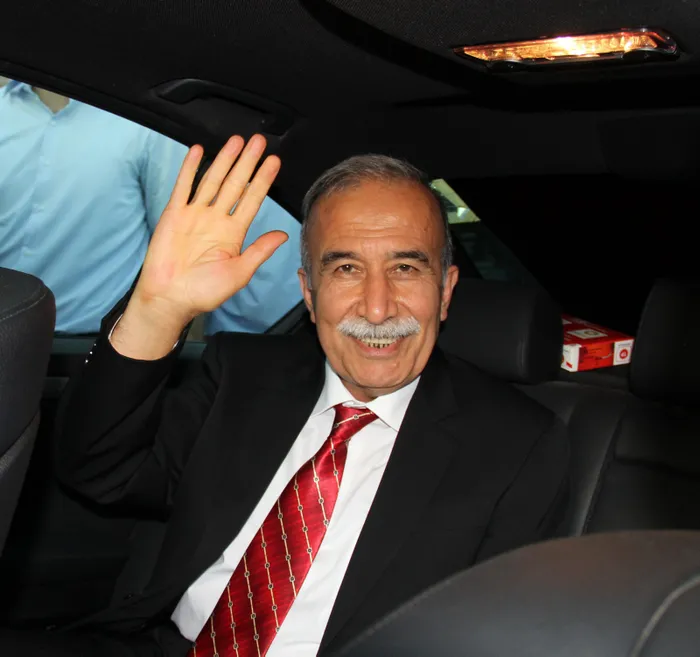 hanefi-avcinin-rutbeleri-geri-alinacak-emniyet-dugmeye-basti-1654241013996.jpg Sabri Uzun'un ardından Hanefi Avcı'nın da rütbeleri geri alınacak: Emniyet düğmeye bastı