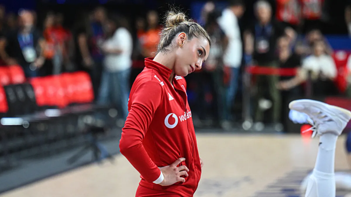 VakıfBank oyuncusu Eylül Akarçeşme Yatgın