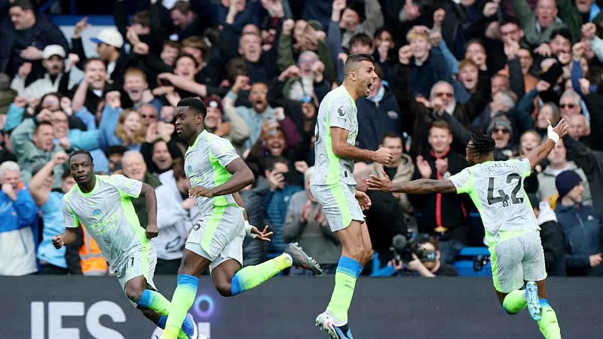 Premier Lig’de Arsenal kaybetti, Manchester City umutlandı Premier Lig’de Arsenal kaybetti, Manchester City umutlandı