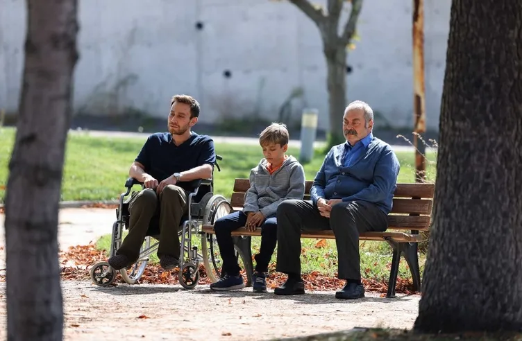 Gönül Dağı 110. bölüm izle TRT 1 ile yayında! Gönül Dağı son bölümde roket paniği