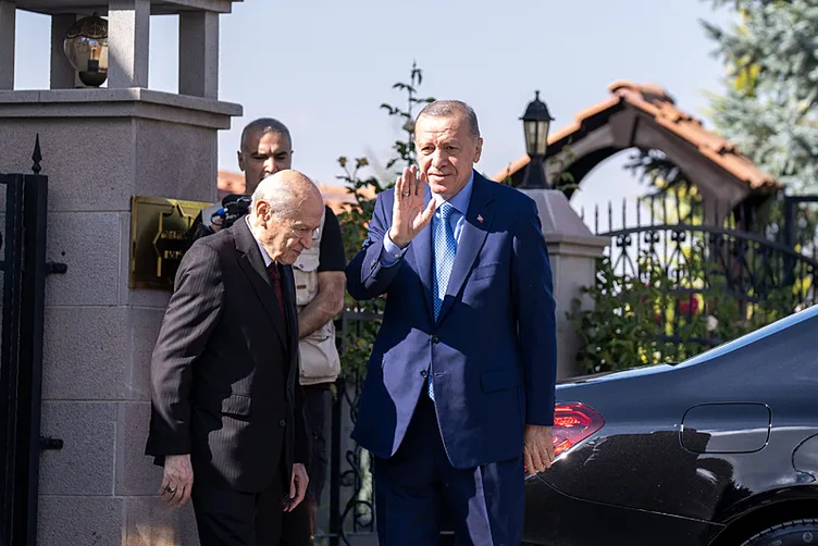 Başkan Erdoğan ve Bahçeli’nin açıklamalarına halktan destek: Memnuniyet uyandırdı