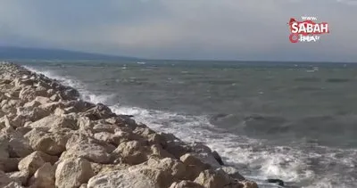 Van Gölü sahillerinde dev dalgalar | Video