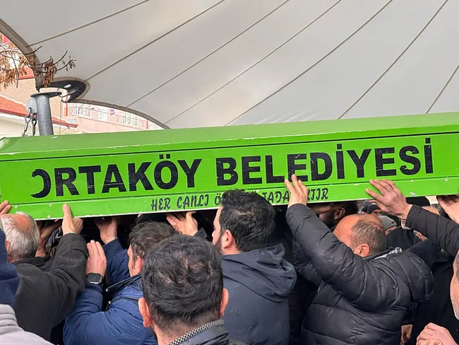 aksarayda-yurekleri-yakan-olay-2-kardes-arka-arkaya-hayatini-kaybetti-1741099662813.jpeg