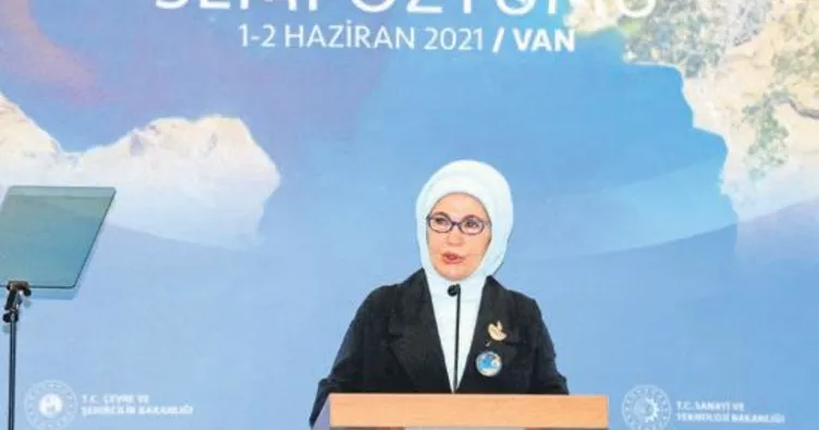 Sıfır Atık Mavi’yle Van Gölü nefes aldı