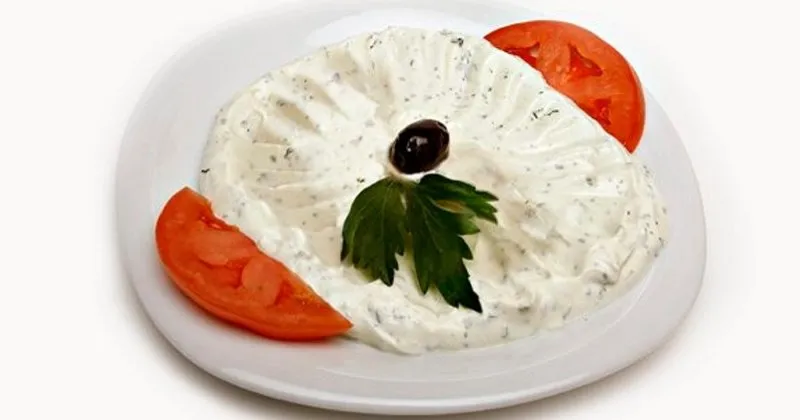 Turk Mutfaginin En Meshur Mezesi Haydari Tarifi Haydari Nasil Yapilir Salata Meze Kanepe Haberleri