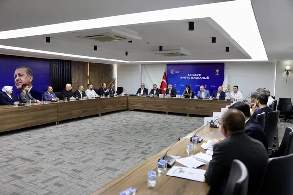 chpyi-menemen-korkusu-sardi-25-meclis-uyesinden-10u-baskanlik-icin-adayim-dedi-1781083900816.jpg