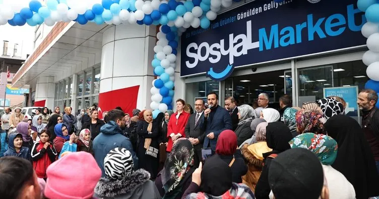 Bağcılar’da ihtiyaç sahipleri için ’Sosyal Market’ açıldı