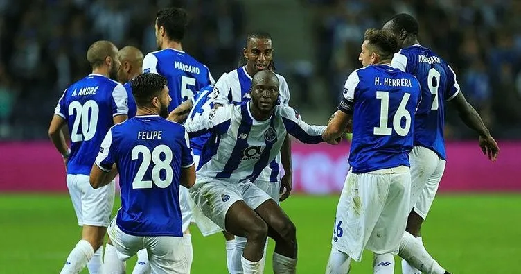 Porto, Leipzig’i 3 golle geçti