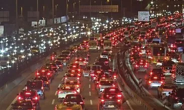 İstanbul'da trafik yoğunluğu yüzde 87'ye çıktı! #istanbul