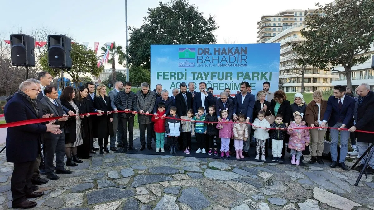 Ferdi Tayfur'un hatırası açılışı yapılan parkta yaşayacak