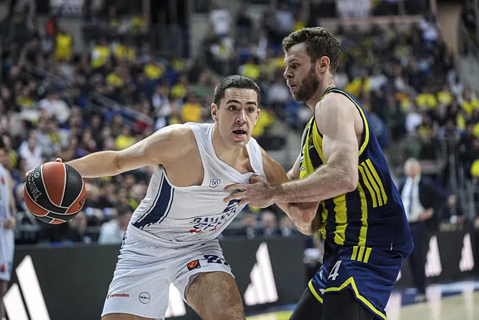 euroleaguede-turk-derbisinde-kazanan-fenerbahce-beko-1769715895595.jpeg