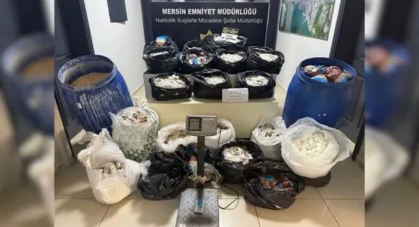 mersinde-uyusturucu-operasyonu-3-milyon-542-bin-adet-hap-ele-gecirildi-1756707251404.jpg