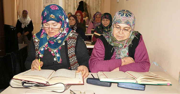 Sarıgöl’de Kur’an kurslarına yoğun ilgi