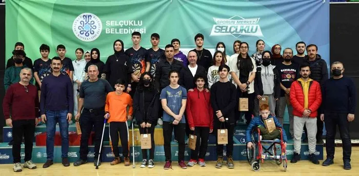 Selçuklu Belediyesi dart turnuvasında ödüller sahiplerini buldu