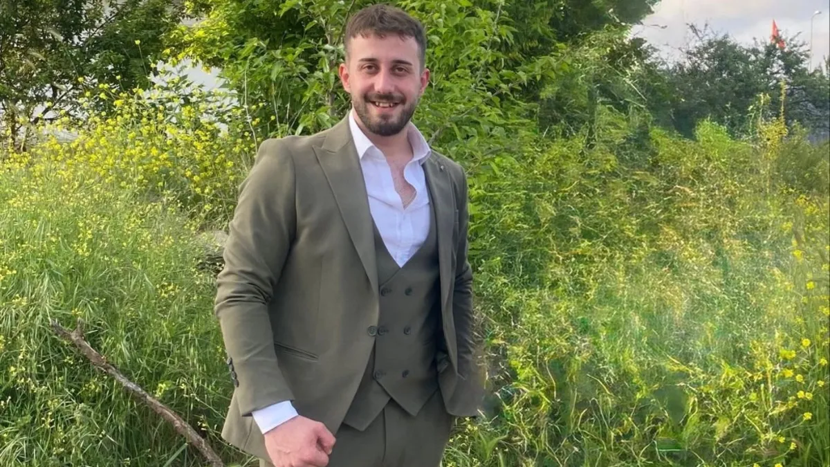 Beykoz'da ağabey dehşeti: Arkadaşını sırtından vurdu! Sebebi kız kardeşi… Beykoz'da ağabey dehşeti: Arkadaşını sırtından vurdu! Sebebi kız kardeşi…