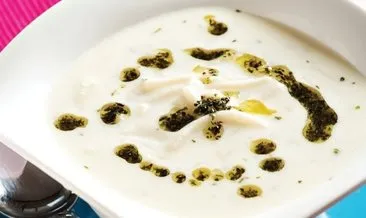 Erişteli yoğurt çorbası tarifi