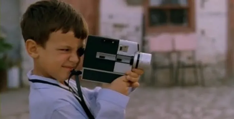 Babam ve Oğlum filminin küçük oyuncusu Ege Tanman'ın son hali görenleri şaşırtıyor!